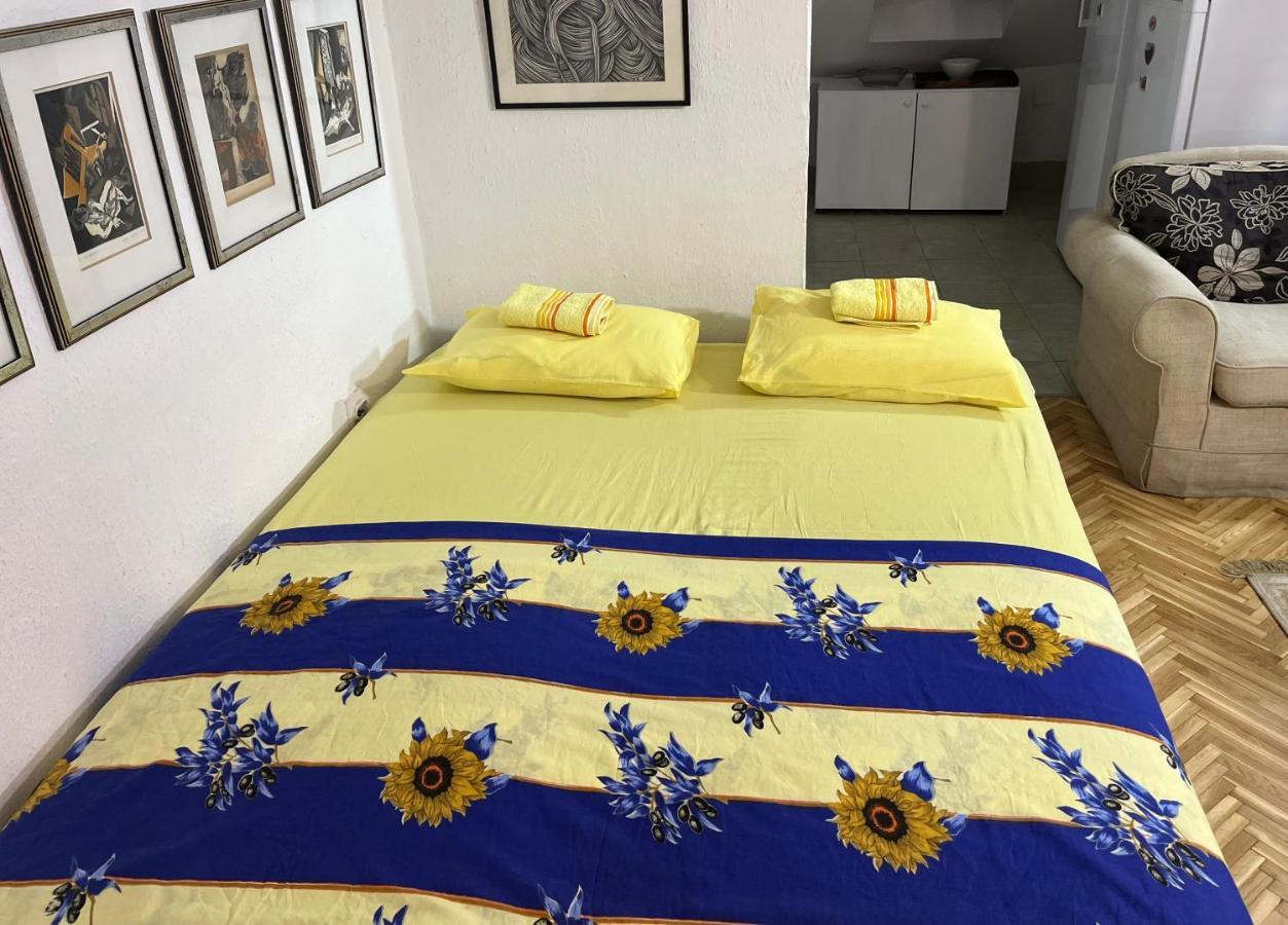 Srba Apartment Белград Екстериор снимка
